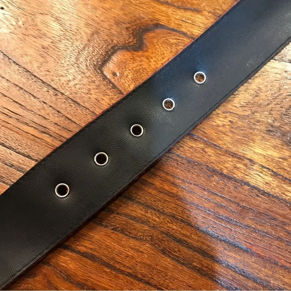 ▪️Rhinestone Buckle & Velvet Belt